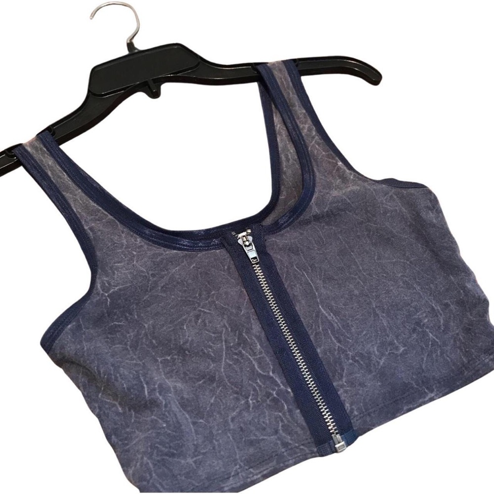 Diamond Supply Co. zip up crop tank